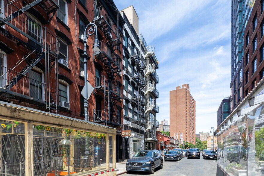 More Photos Of 177 Ludlow St, New York Apartments For Lease