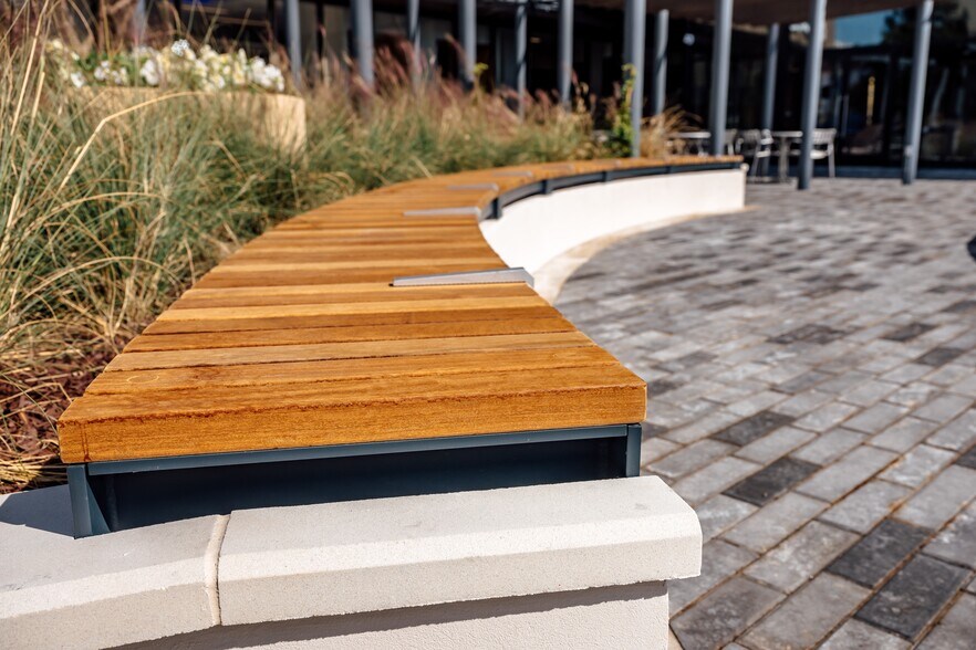 More Photos Of 451 Florida St & 450 Laurel St, Baton Rouge Unknown For Lease