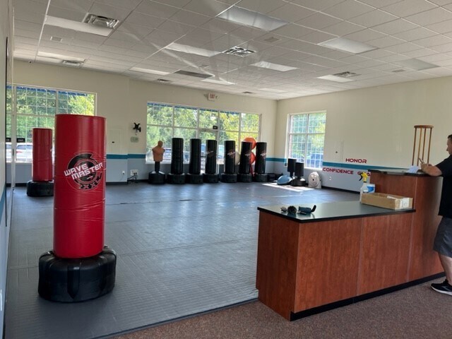 More Photos Of 128 Graham Park Dr, Cranberry Township Freestanding For Lease