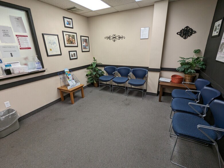 More Photos Of 222 W Main St, Belleville Medical For Sale