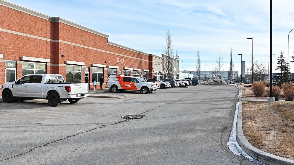 Primary Photo Of 5050 106th Ave SE, Calgary Flex For Lease