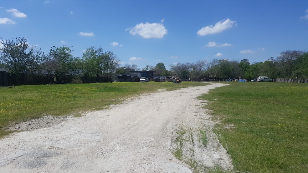 More Photos Of 1760 Allen Genoa Rd, Houston Land For Sale