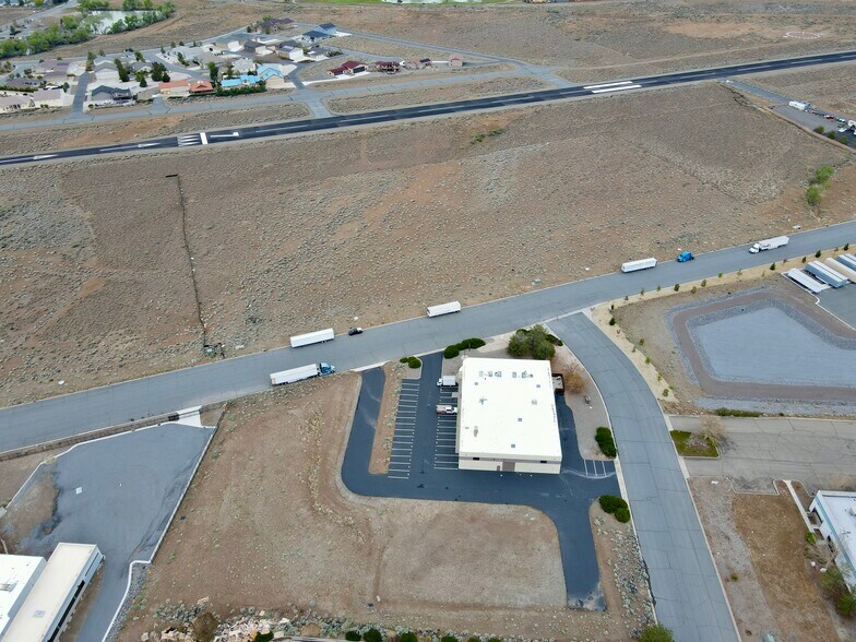 More Photos Of 5 Airpark Vista Blvd, Dayton Manufacturing For Sale