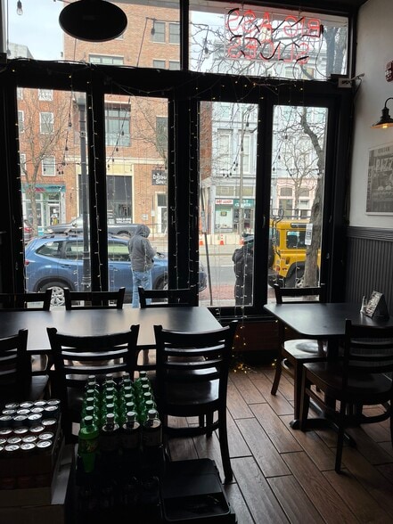 More Photos Of 224 Market St, Philadelphia Restaurant For Lease