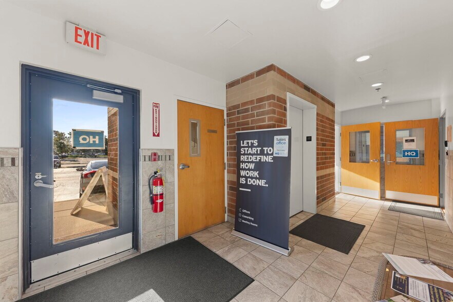 More Photos Of 1N131 County Farm Rd, Winfield Office Residential For Sale