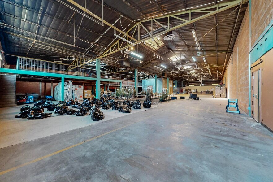 More Photos Of 1510-1512 1st St NW, Albuquerque Industrial For Sale