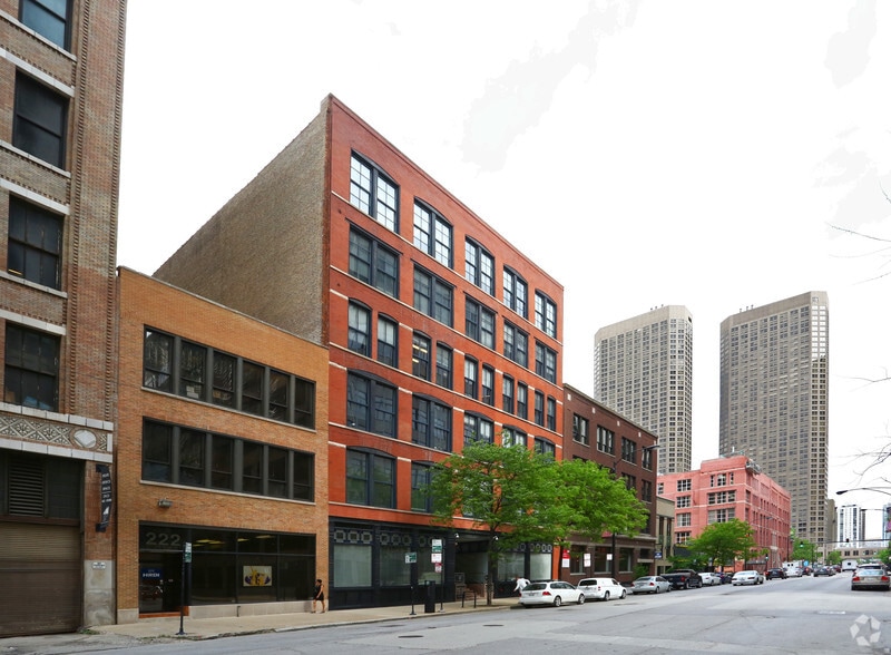 More Photos Of 216 S Jefferson St, Chicago Loft Creative Space For Sale