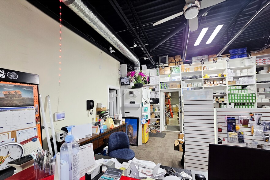 More Photos Of 2920 Ellwood Dr SW, Edmonton Warehouse For Sale