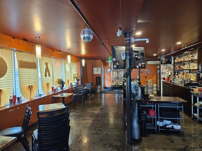 More Photos Of 3434 NE Sandy Blvd, Portland Restaurant For Lease