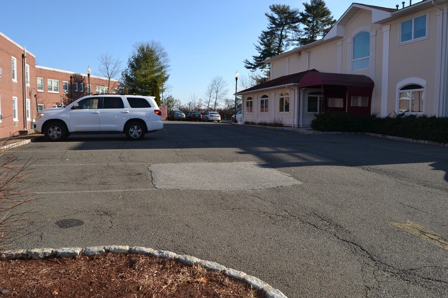 More Photos Of 119 Prospect St, Ridgewood Medical For Lease