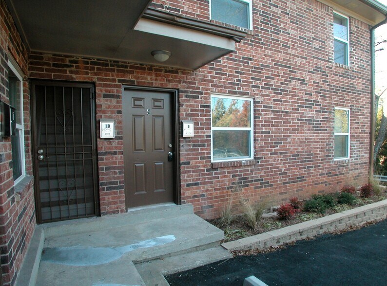 More Photos Of 214 Randolph St, Atlanta Apartments For Sale