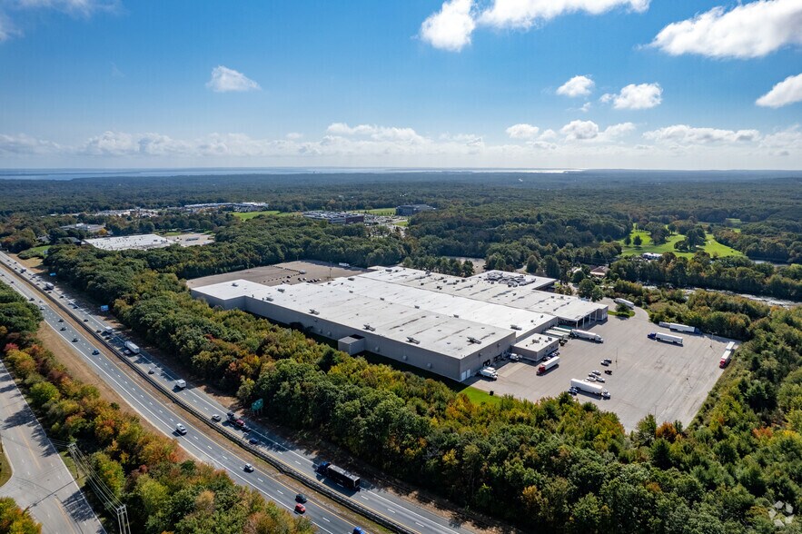 More Photos Of 1600 Division Rd, West Warwick Distribution For Lease