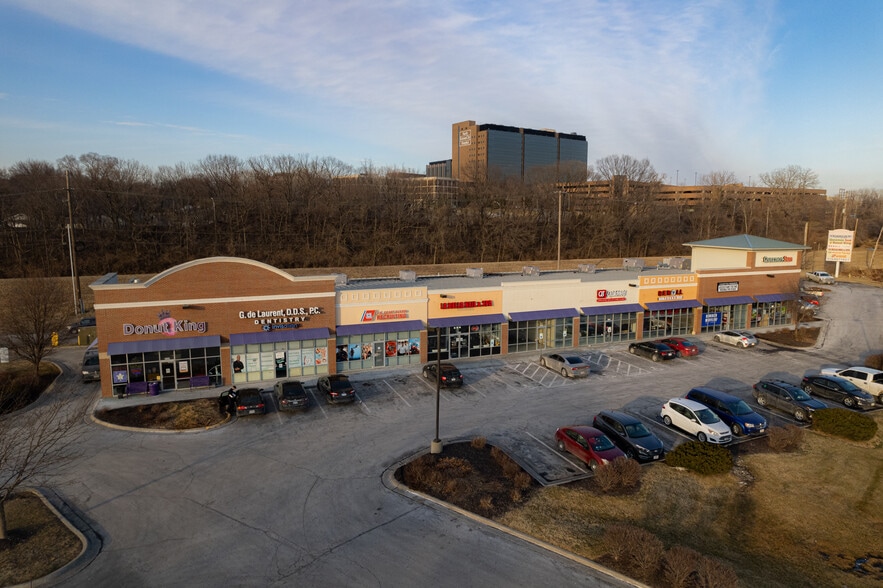 More Photos Of Armour, North Kansas City Unknown For Lease