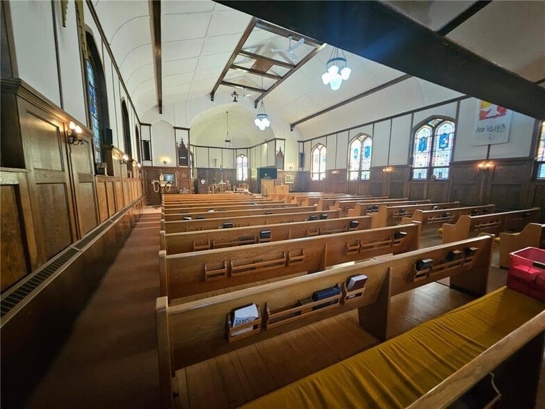 More Photos Of 113 Main St W, Milltown Specialty For Sale