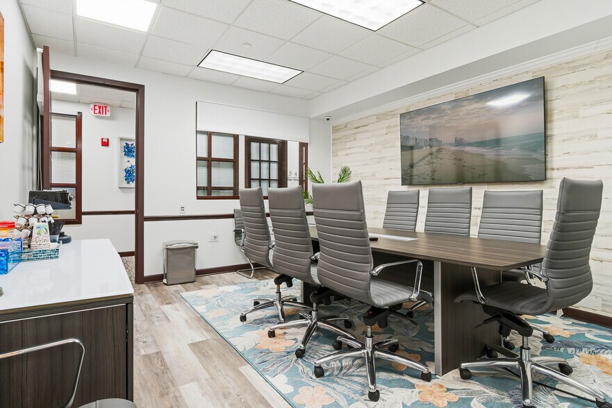 More Photos Of 1690 S Congress Ave, Delray Beach Coworking Space