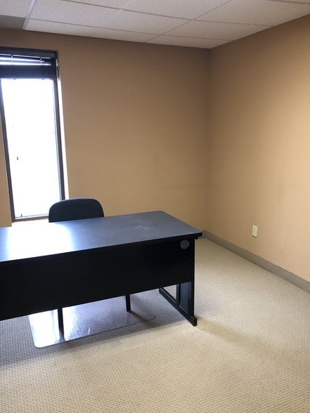 More Photos Of 1330 Niagara Falls Blvd, Tonawanda Storefront Retail Office For Lease