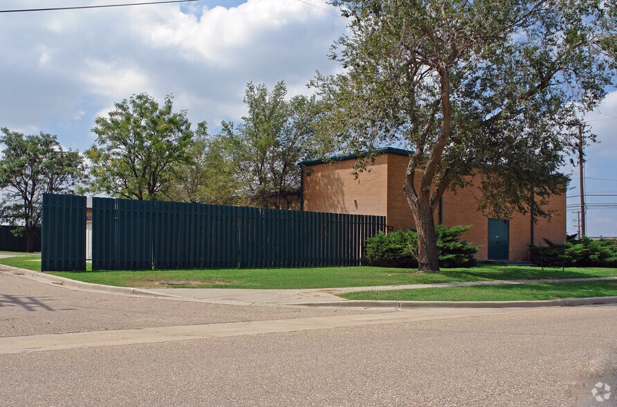 More Photos Of 9927 Reese Blvd, Lubbock Office For Lease