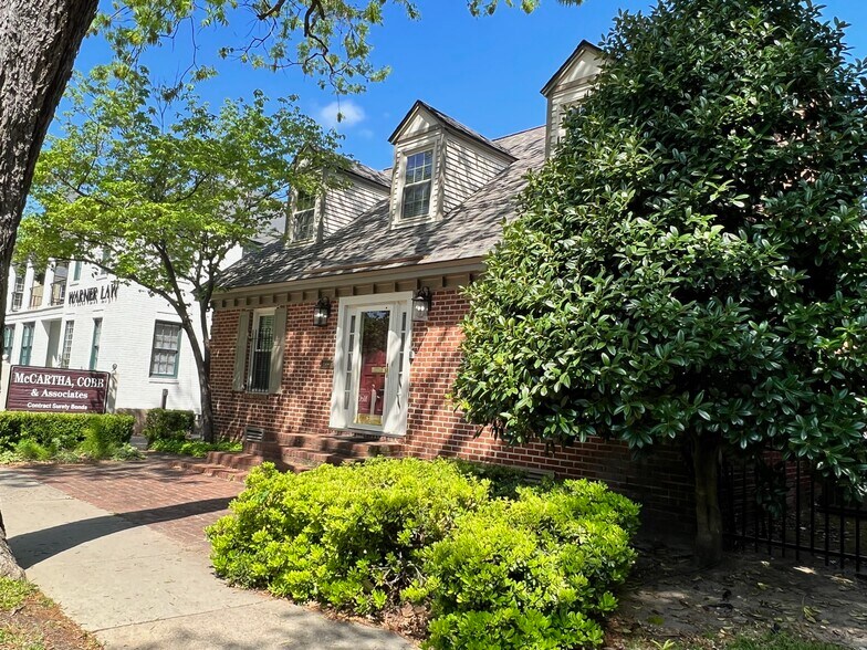 More Photos Of 1407 Calhoun St, Columbia Office For Lease