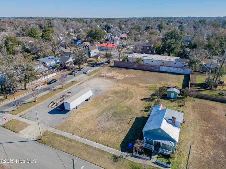 More Photos Of 1102 Chestnut St, Wilmington Land For Sale