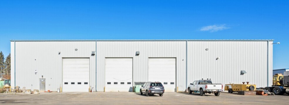 More Photos Of 10661 231 St NW, Edmonton Warehouse For Sale