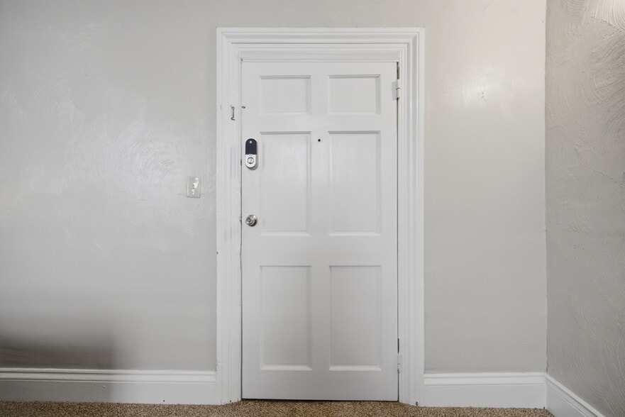 More Photos Of 367 Middle St, Portsmouth Apartments For Sale