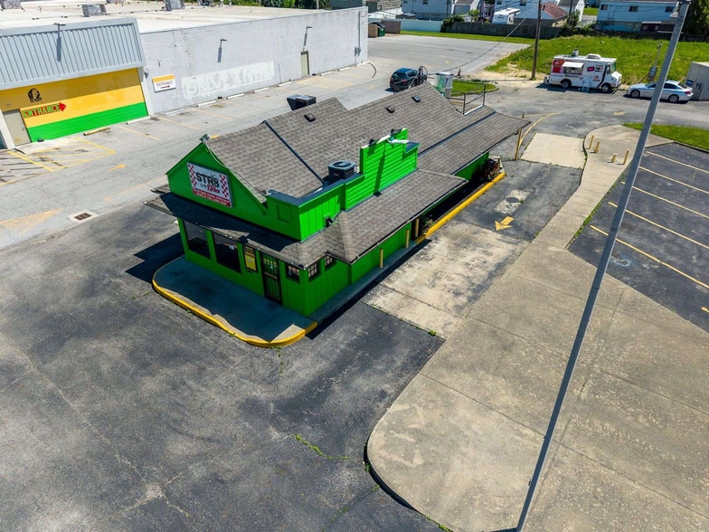 More Photos Of 4825 E Main St, Columbus Fast Food For Sale