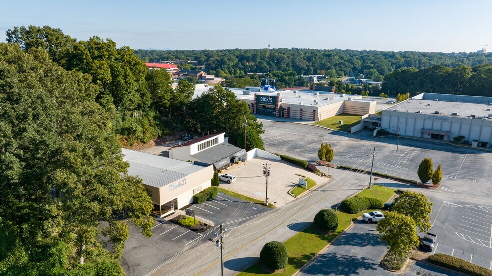 More Photos Of 1358 Plaza Dr, Gainesville Freestanding For Sale