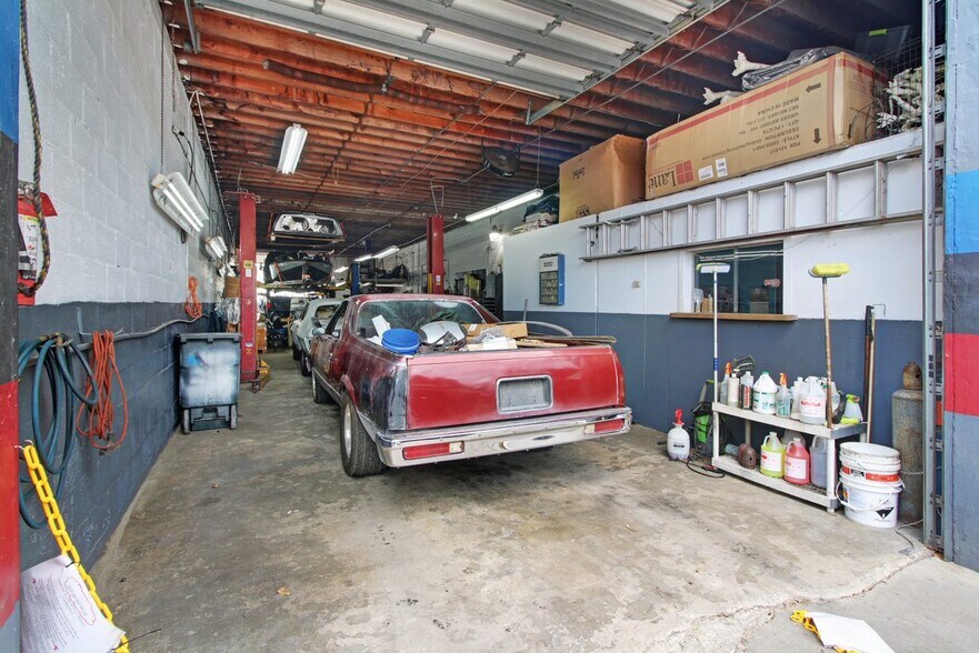 More Photos Of 313 SW 13th Ave, Pompano Beach Service For Lease