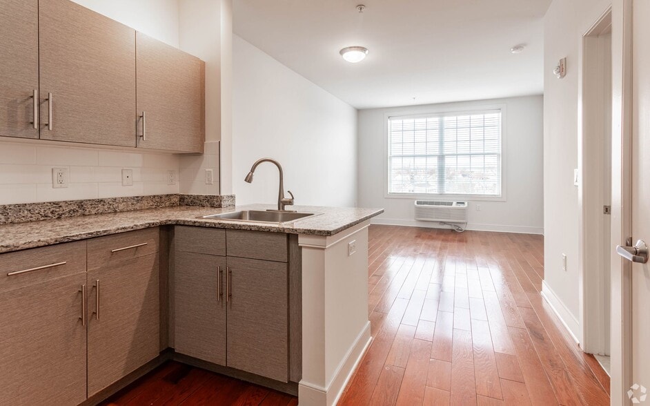 More Photos Of 1555 Main St, Rahway Apartments For Lease