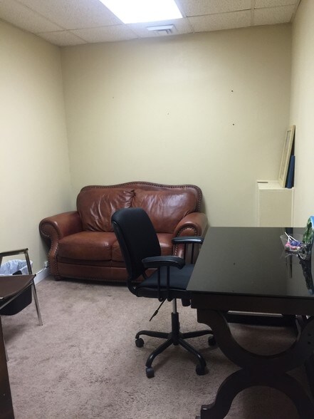 More Photos Of 2555 Lincoln Hwy, Olympia Fields Medical For Lease