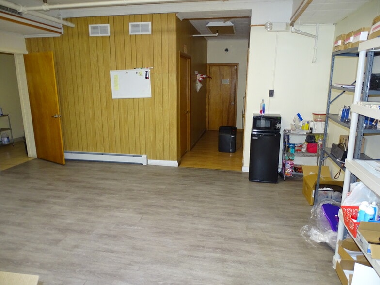 More Photos Of 417 E Sunbury St, Shamokin Storefront Retail Office For Sale