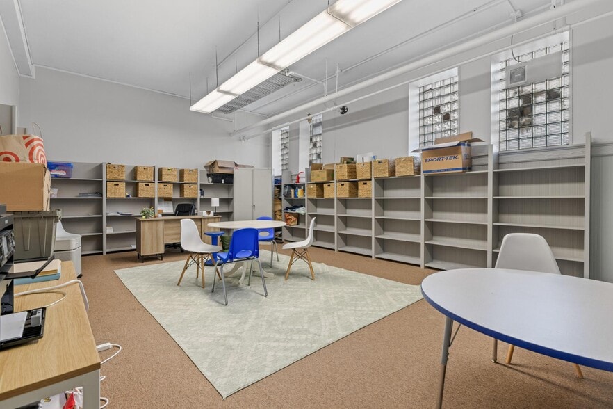 More Photos Of 21 Davidson Ave, Buffalo Schools For Sale