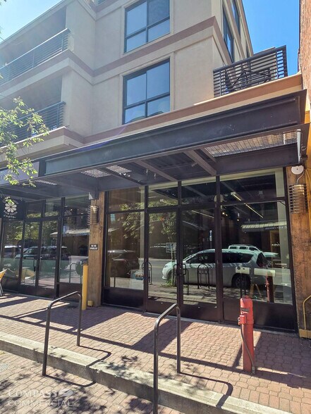More Photos Of 5 NW Minnesota Ave, Bend Office For Lease