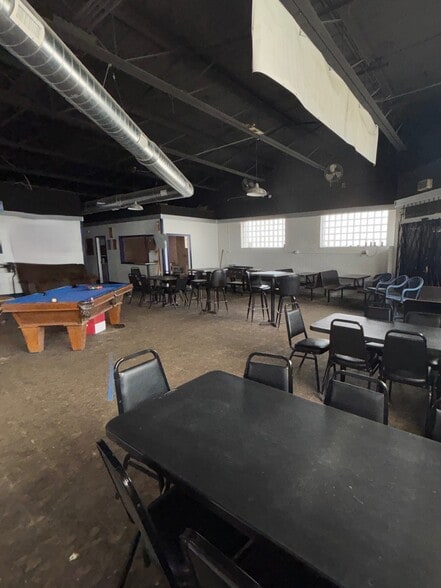 More Photos Of 1647 E 7 Mile Rd, Highland Park Flex For Sale