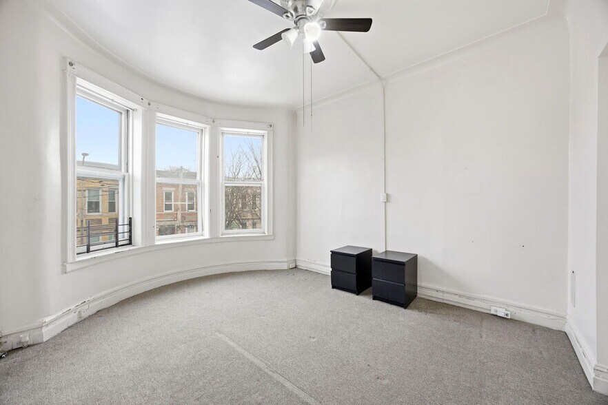 More Photos Of 6067 Putnam Ave, Ridgewood Apartments For Sale