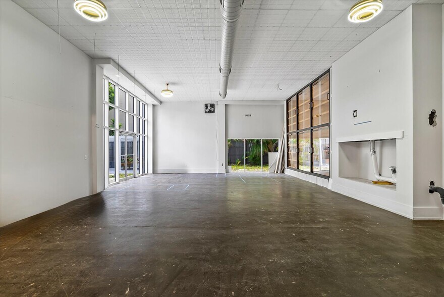 More Photos Of 1517 E 5th Ave, Tampa Office For Lease