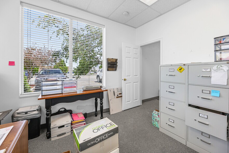 More Photos Of 494 E 2400 N, Tooele Office For Lease