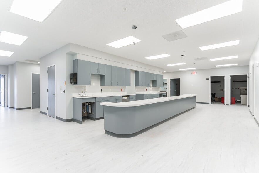 More Photos Of 11360 Pembrooke Sq, Waldorf Medical For Lease