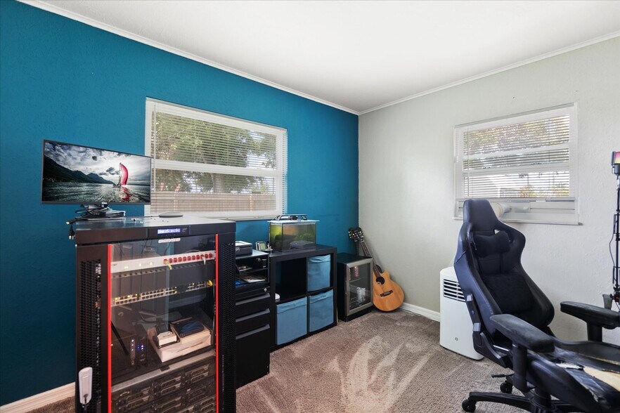 More Photos Of 2306 Cheryl Rd, Largo Service For Sale