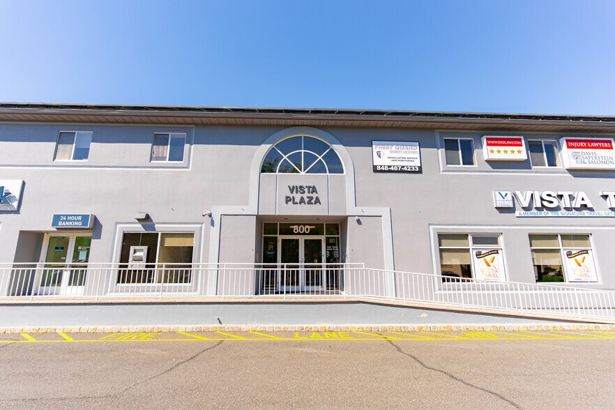 More Photos Of 800 Inman Ave, Colonia General Retail For Lease