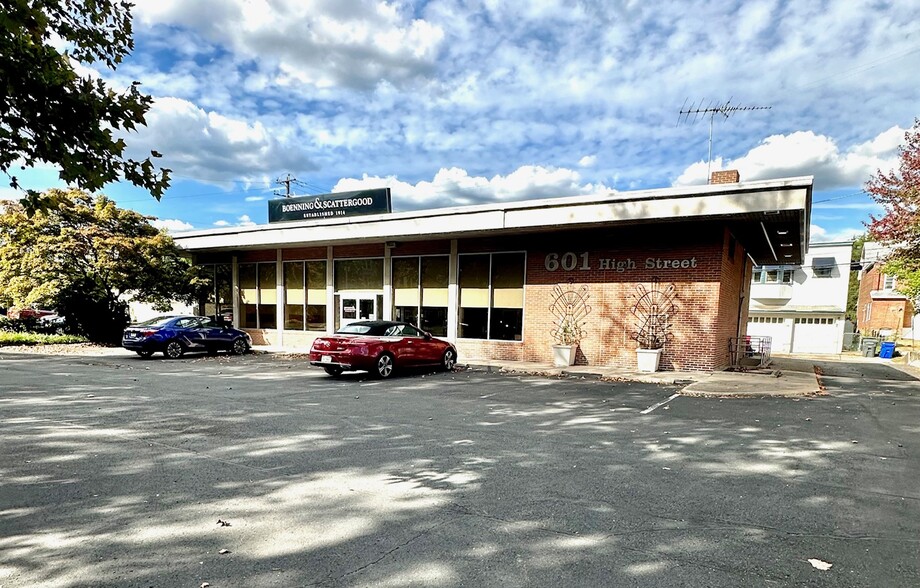 Primary Photo Of 601 E High St, Pottstown Office For Sale