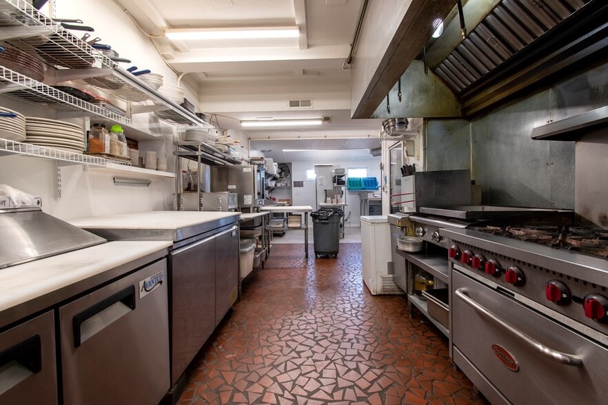 More Photos Of 269 Valley River Ave, Murphy General Retail For Sale