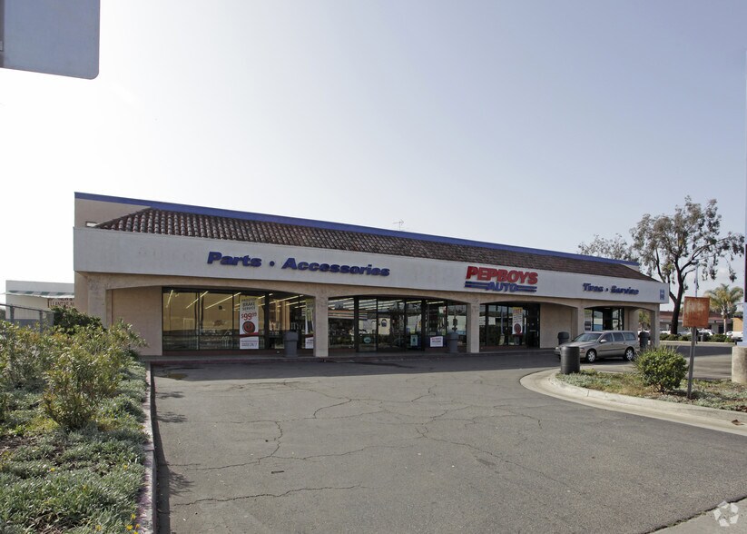 Primary Photo Of 855 W Mission Ave, Escondido Auto Repair For Lease