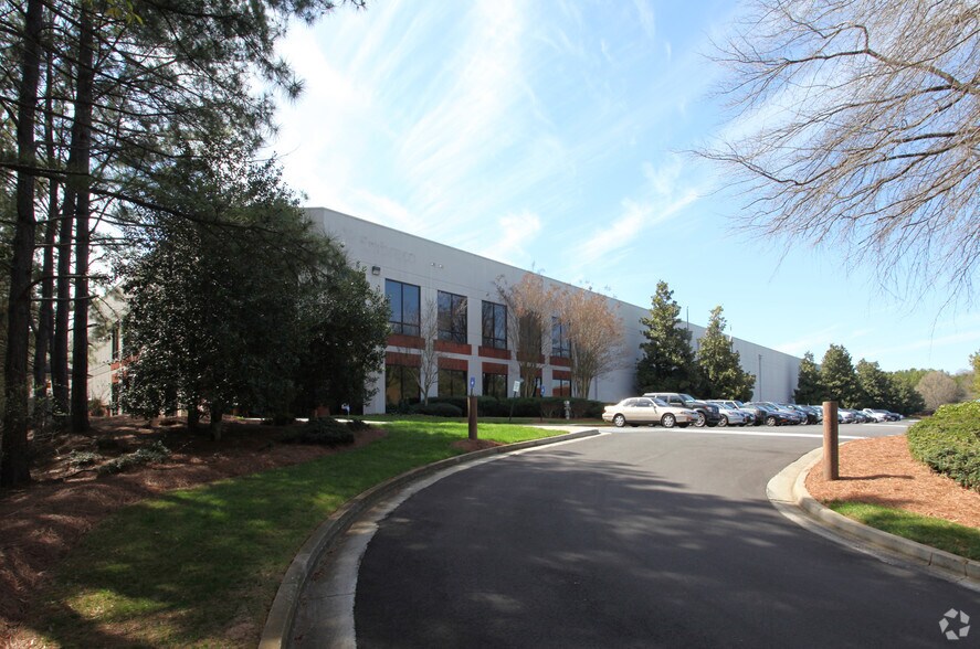 Primary Photo Of 2800 Vista Ridge Dr, Suwanee Warehouse For Lease