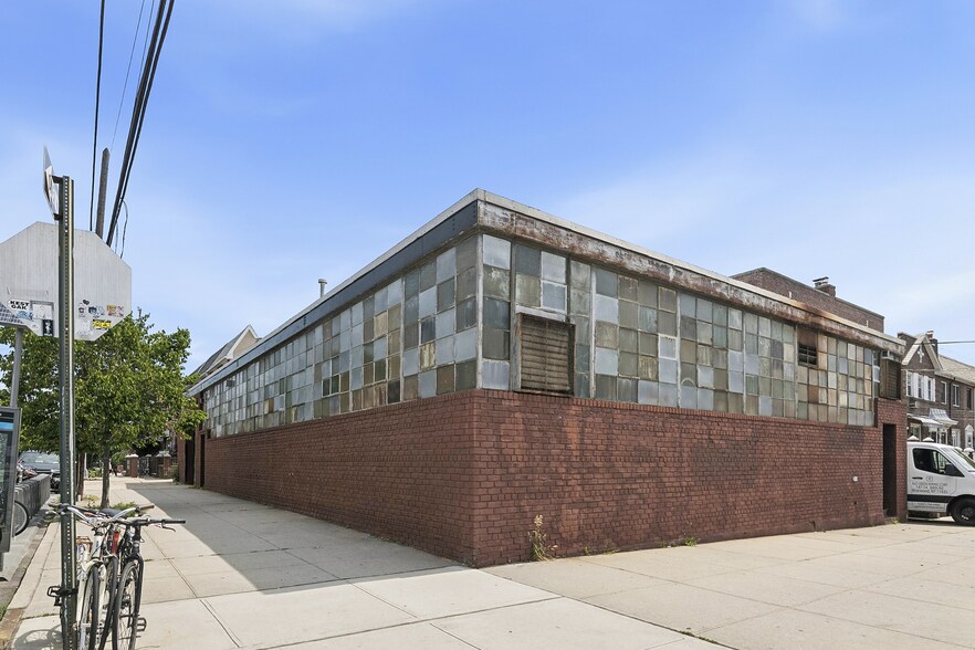 More Photos Of 4601 28th Ave, Astoria Manufacturing For Sale