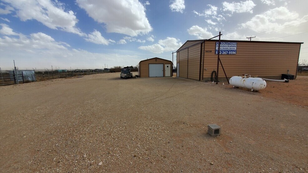 More Photos Of 16139 W 39th St, Odessa Warehouse For Lease