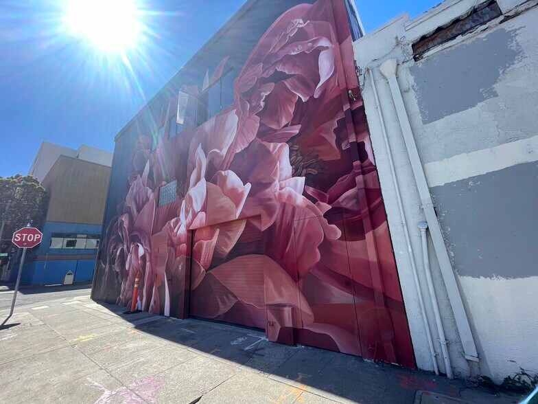 More Photos Of 2400 Broadway, Oakland General Retail For Lease