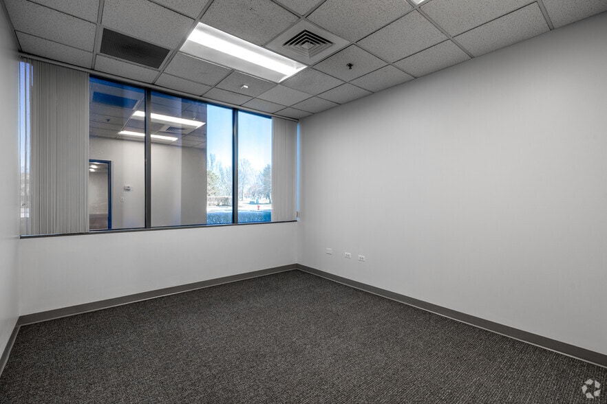 More Photos Of 2380 Sullivan Rd, Aurora Manufacturing For Lease