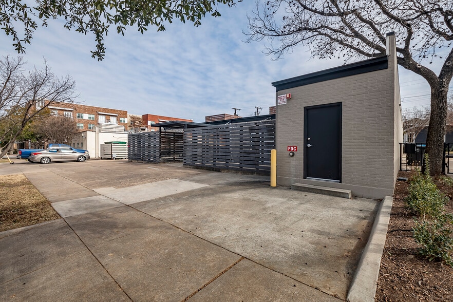 More Photos Of 1309 S Adams St, Fort Worth Loft Creative Space For Lease