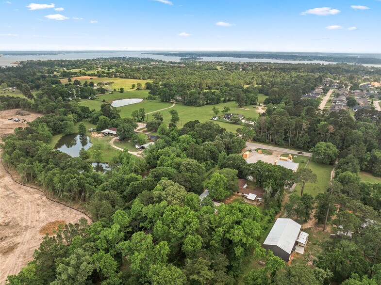 More Photos Of 18222 W FM 1097 Rd, Montgomery Flex For Lease